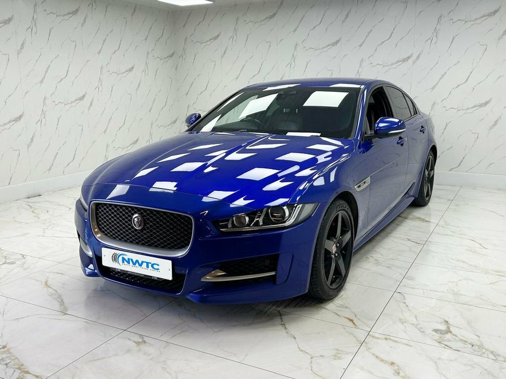 Jaguar XE 2L R-sport Blue #4
