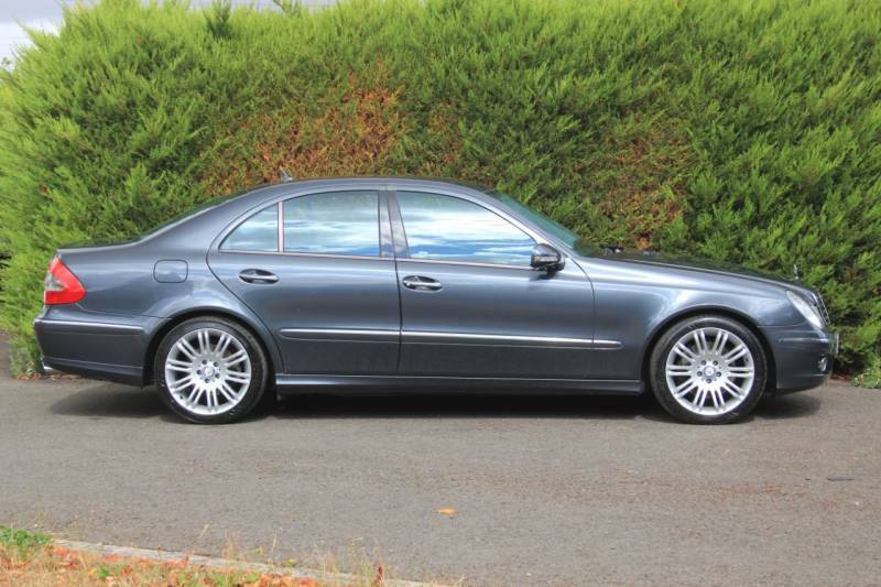Mercedes-Benz E Class Avantgarde Silver #11