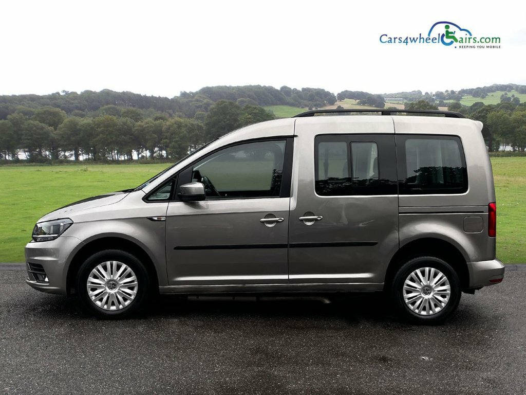 Volkswagen Caddy Life Mpv Beige #6