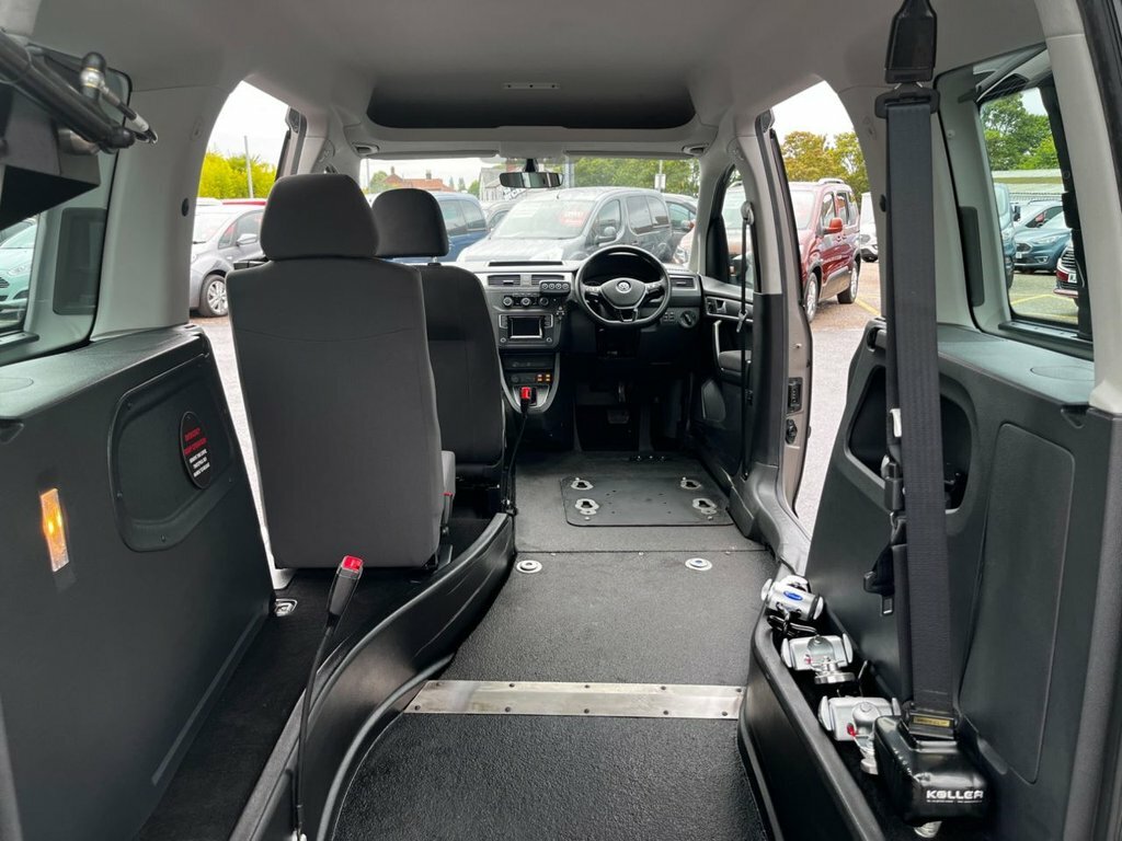 Volkswagen Caddy Life Mpv Beige #6