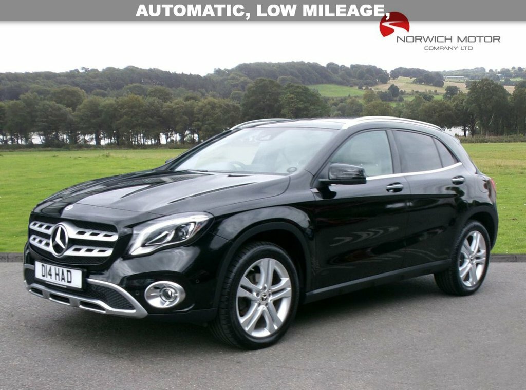 Mercedes-Benz GLA Class 2.1L Sport Black #2