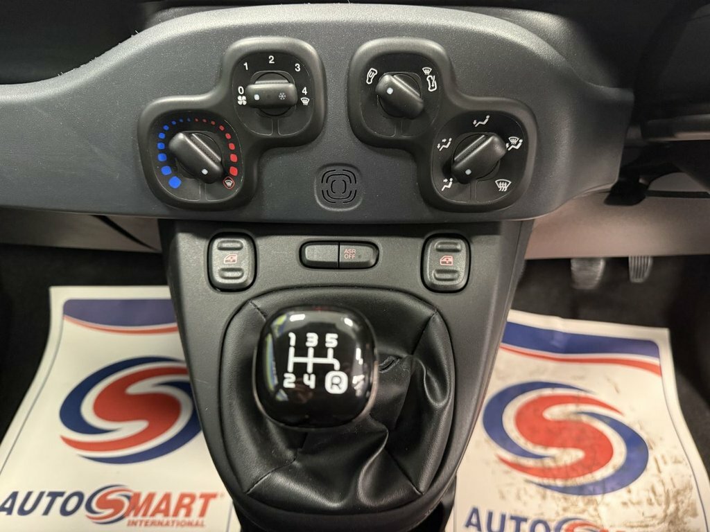 Fiat Panda 1.2 City Cross Green #22