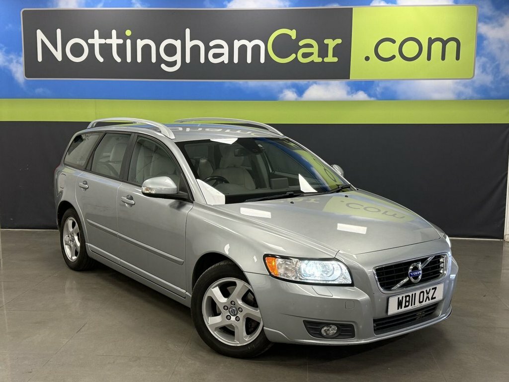 Volvo V50 2L Se Lux Edition Silver #2