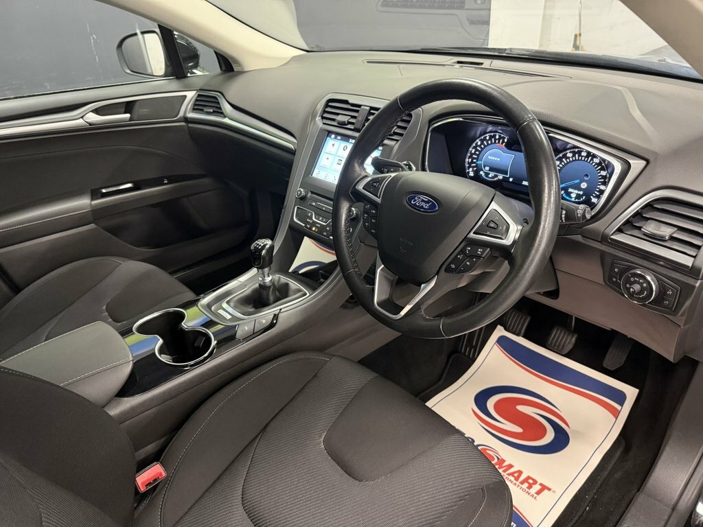 Ford Mondeo Silver #14