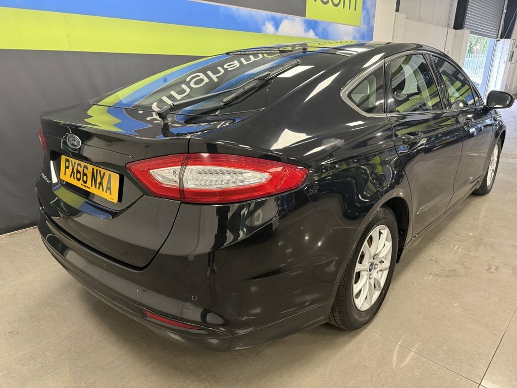 Ford Mondeo 2L Titanium Black #5