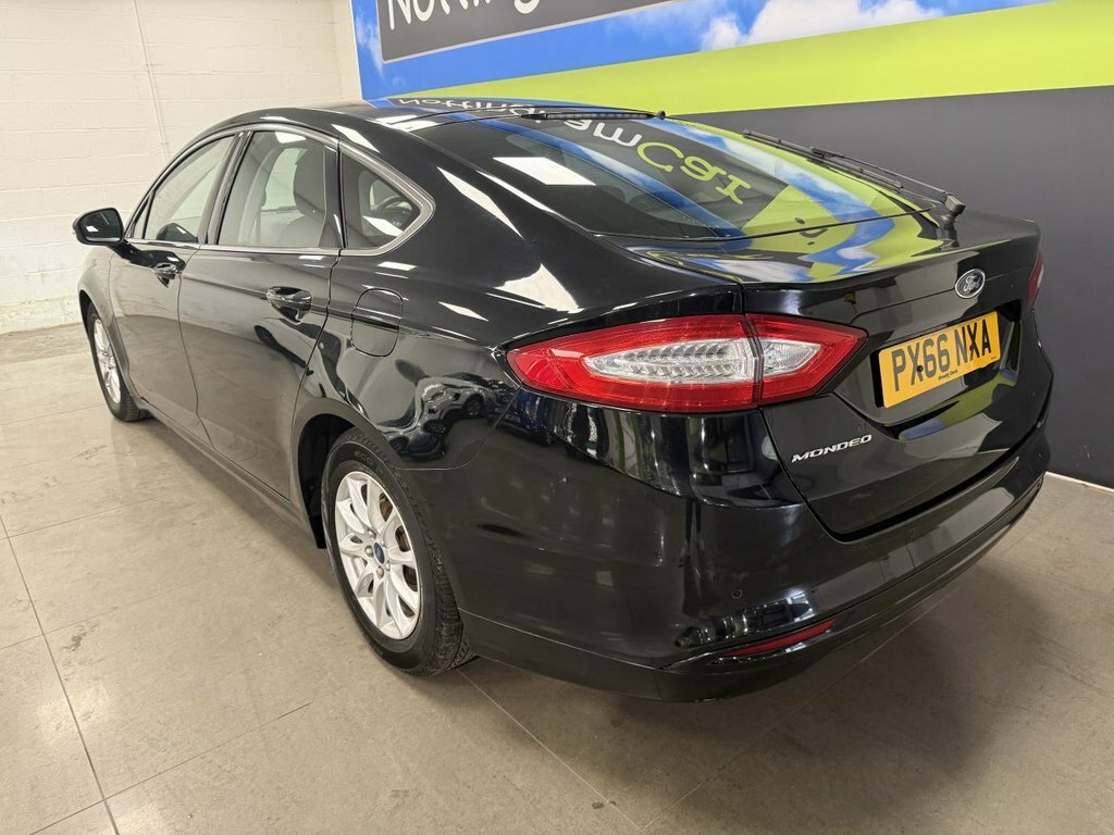 Ford Mondeo Silver #10