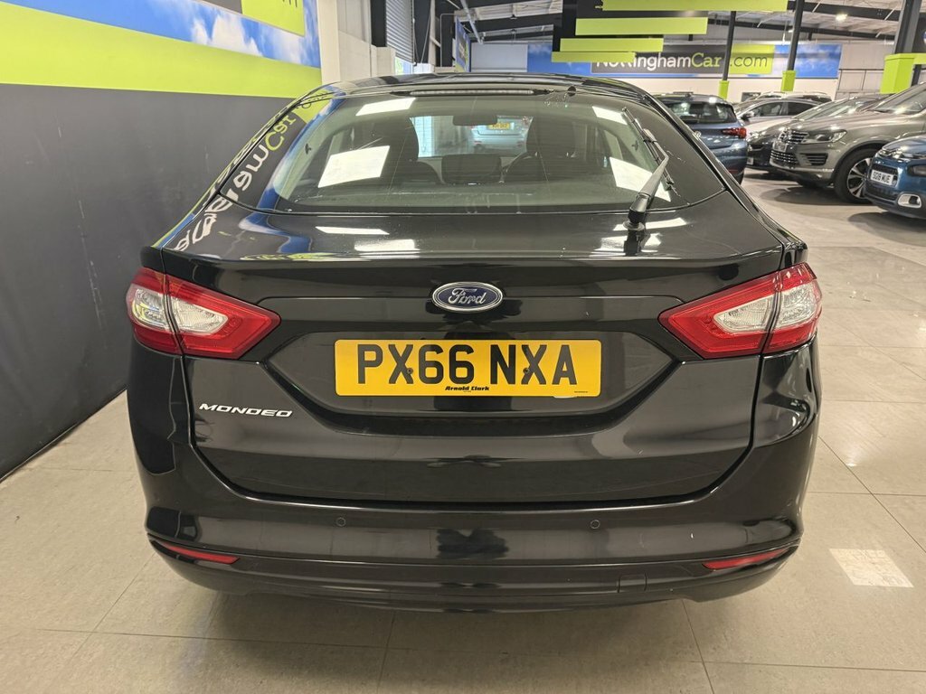 Ford Mondeo 2L Titanium Black #6