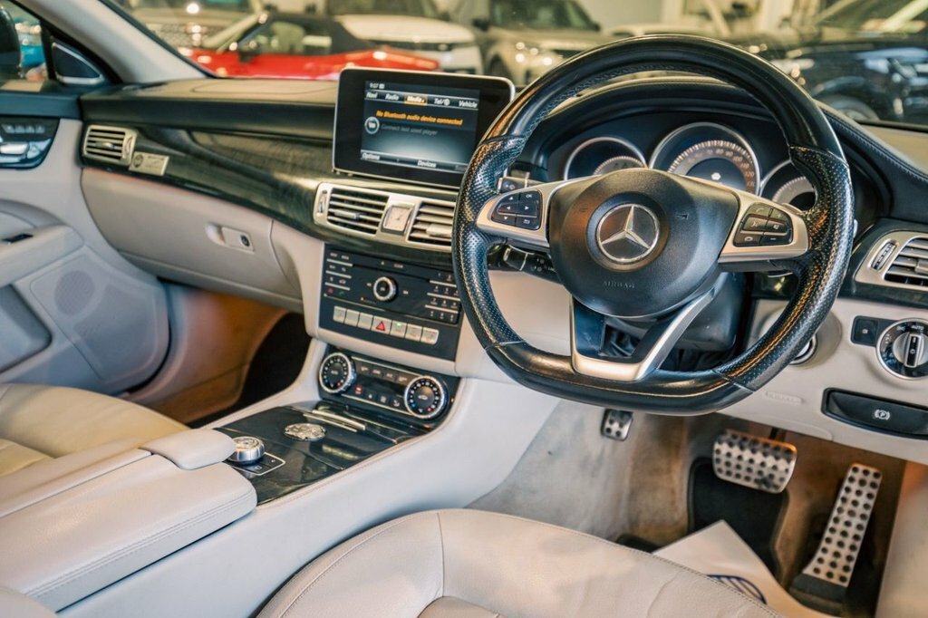 Mercedes-Benz CLS 2.1L Amg Line Grey