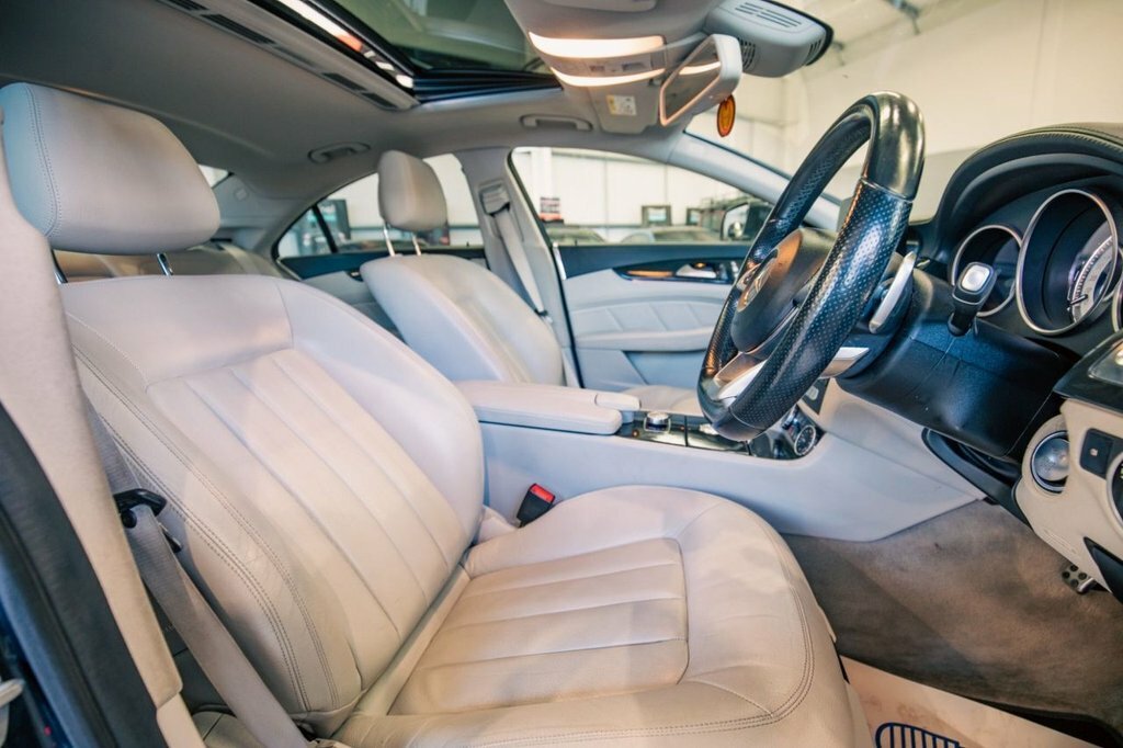 Mercedes-Benz CLS Cls350 Bluetec Amg Line Premium Plus Silver #2