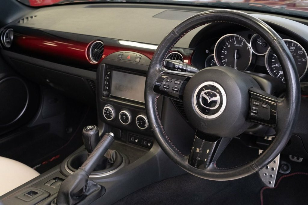 Mazda MX-5 2L 25Th Anniversary Red #2