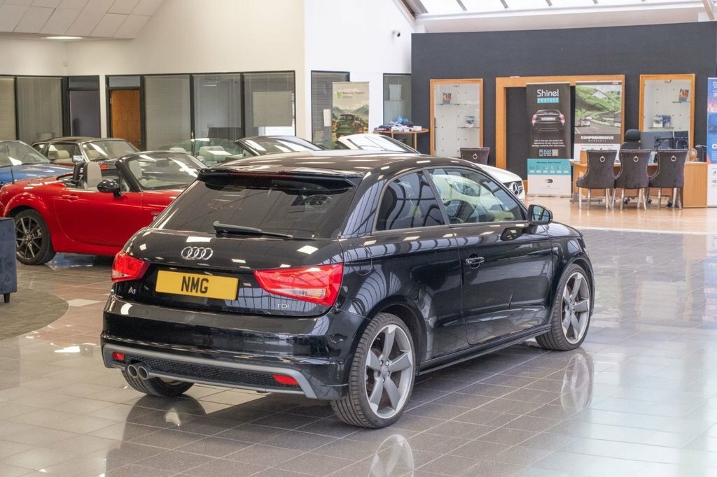 Audi A1 2L Black Edition NU62UEK Black #6