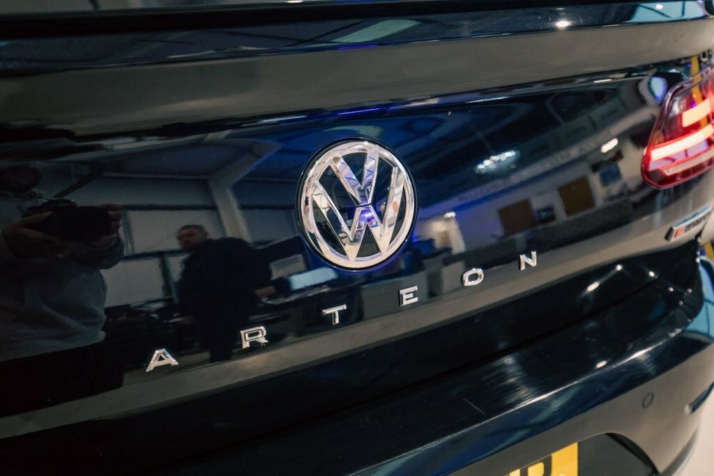 Volkswagen Arteon Hatchback Black #4