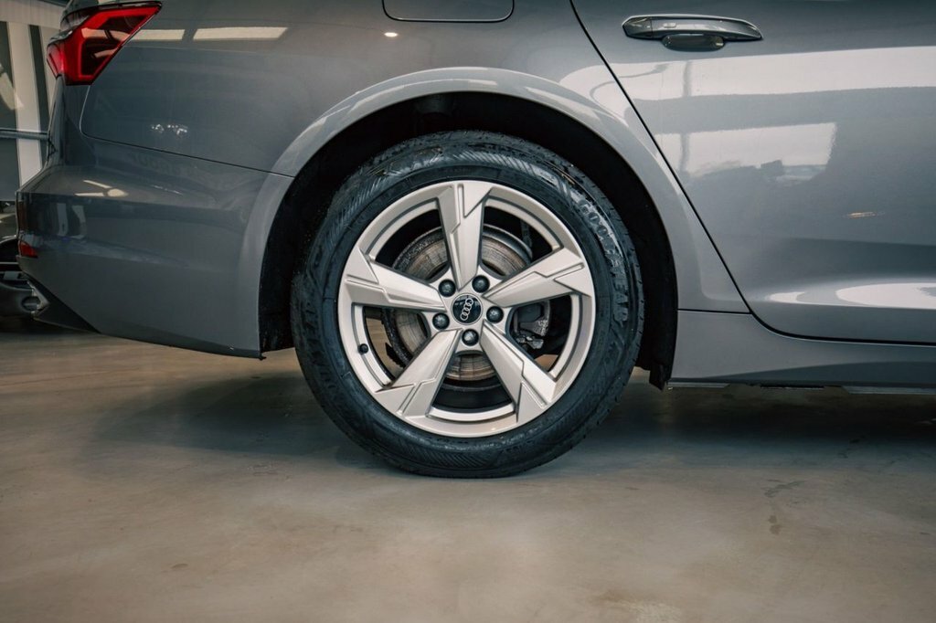 Audi A6 Avant 2L Sport Grey #6