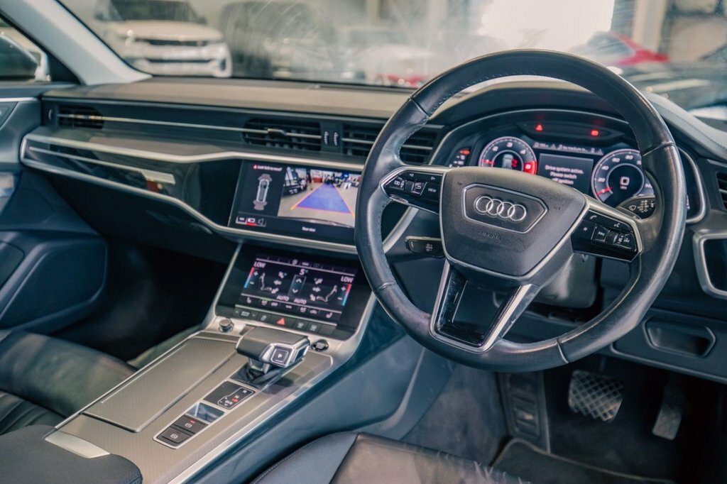 Audi A6 Avant 2L Sport Grey