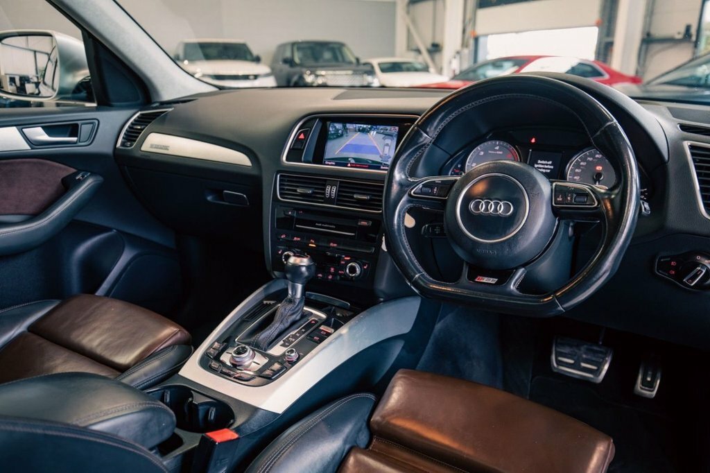 Audi SQ5 Bitdi V6 Suv Black #1