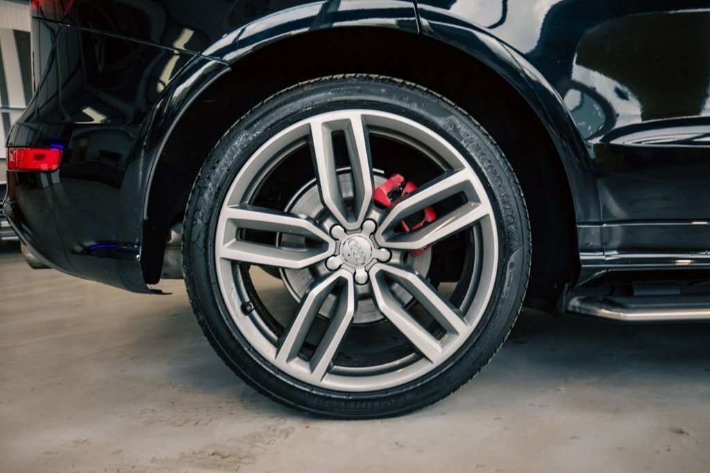 Audi SQ5 Bitdi V6 Suv Black #7