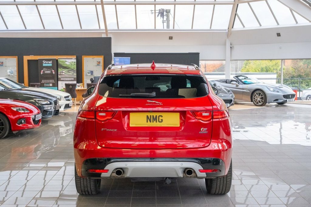 Jaguar F-Pace 2.0 D180 R-sport Awd Euro 6 Ss White #9
