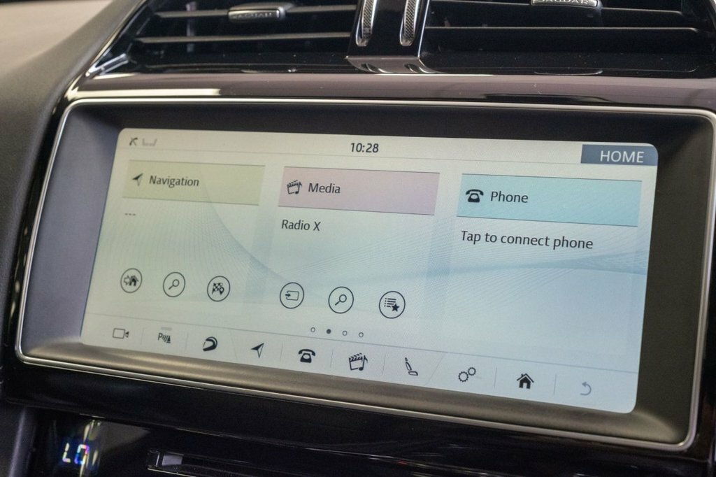 Jaguar F-Pace 2.0 D180 R-sport Awd Euro 6 Ss White #41