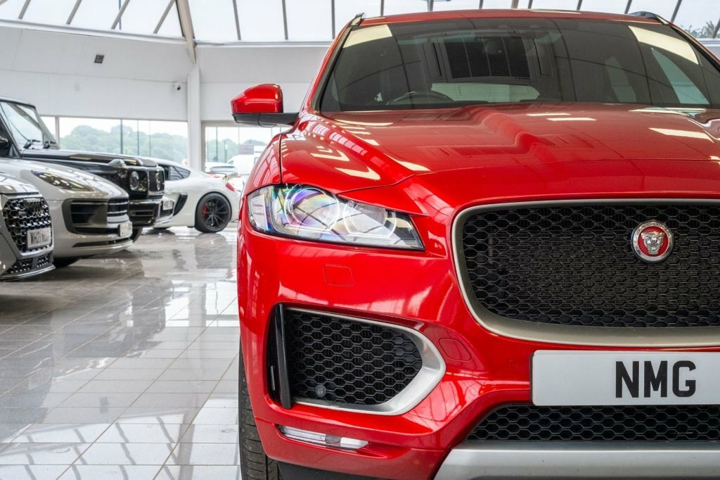 Jaguar F-Pace 2.0 D180 R-sport Awd Euro 6 Ss White #17