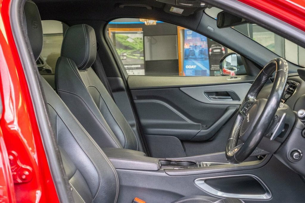 Jaguar F-Pace 2.0 D180 R-sport Awd Euro 6 Ss White #28