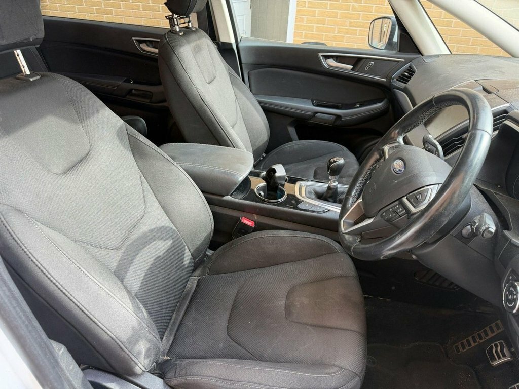 Ford S-Max  White #8