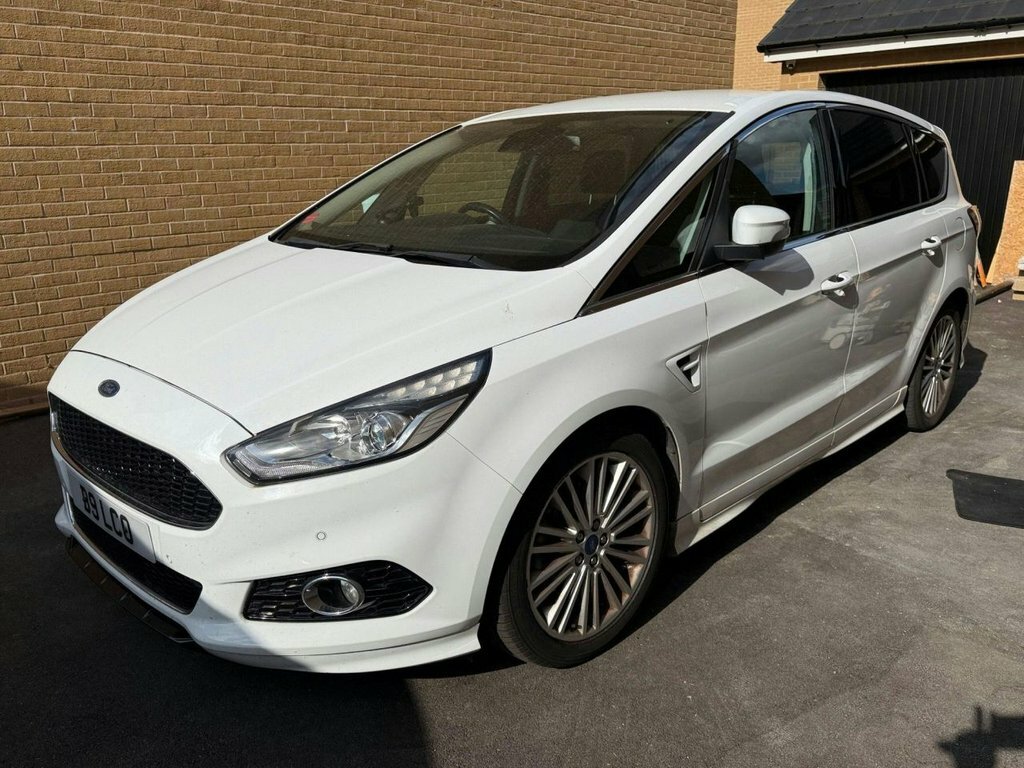 Ford S-Max 2L Titanium Sport White #2