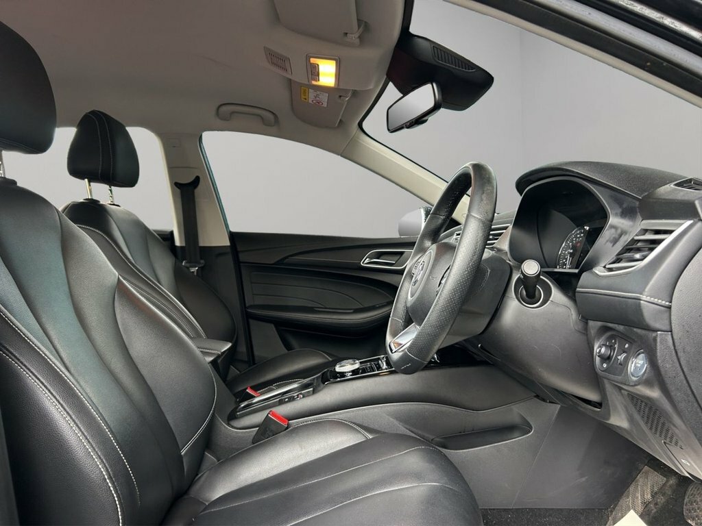 MG MG5 61.1Kwh Exclusive Long Range Estate A Black #4
