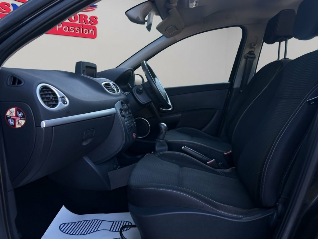 Renault Clio Initiale Tomtom Vvt Red #19
