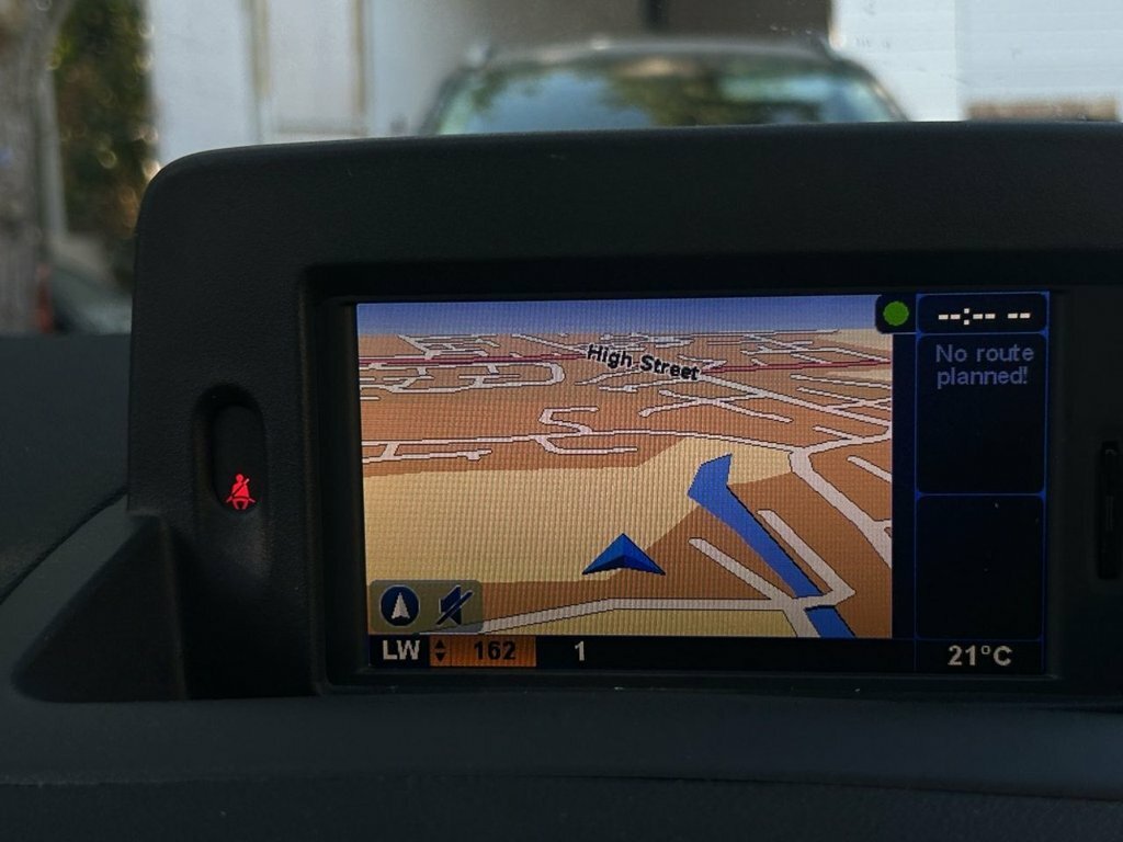 Renault Clio Initiale Tomtom Vvt Red #23