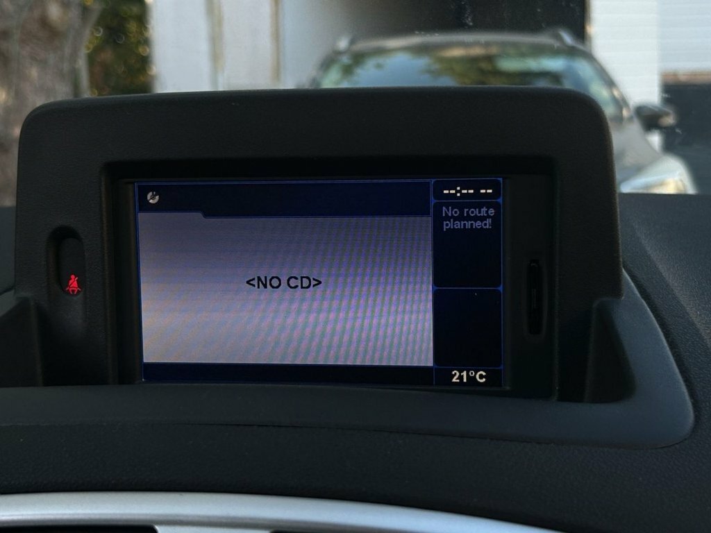 Renault Clio Initiale Tomtom Vvt Red #26
