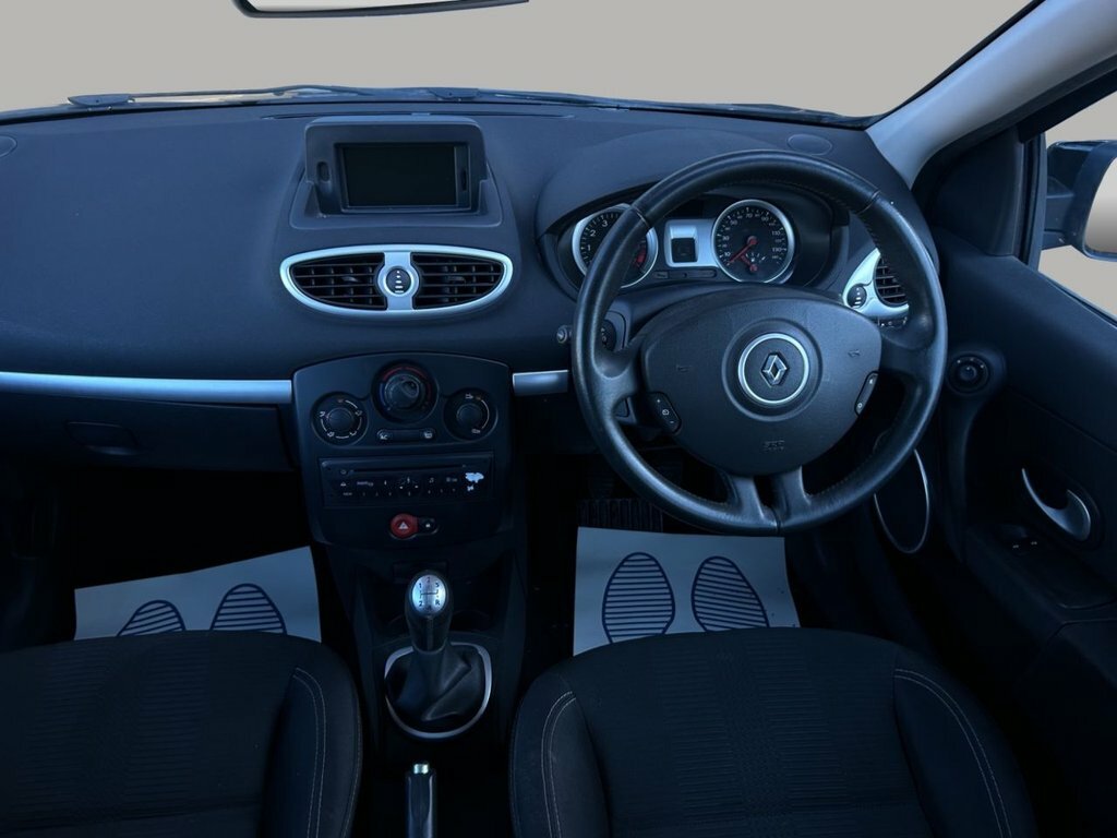 Renault Clio 1.2 Dynamique Tomtom Hatchback E Black #4
