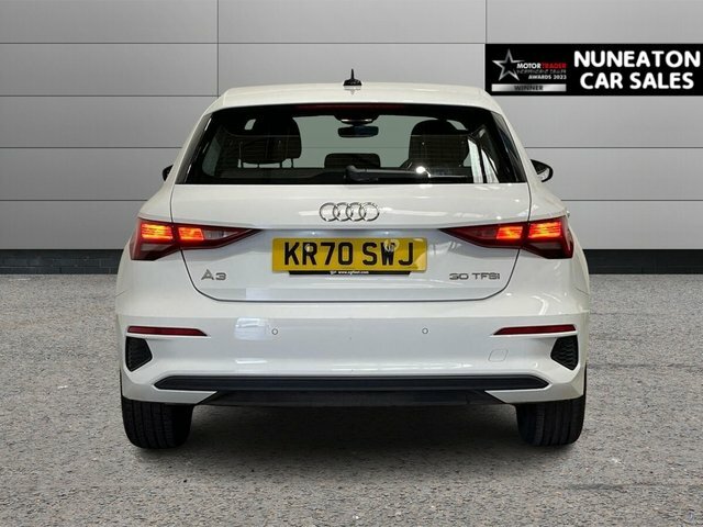 Audi A3 1.0 Tfsi 30 Technik Sportback Eu White #4