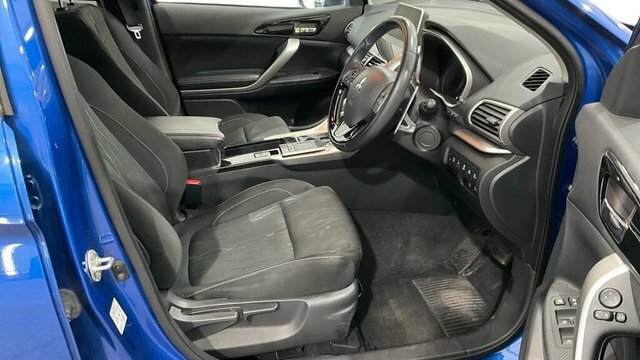 Mitsubishi Eclipse Cross 1.5 Dynamic Red #9