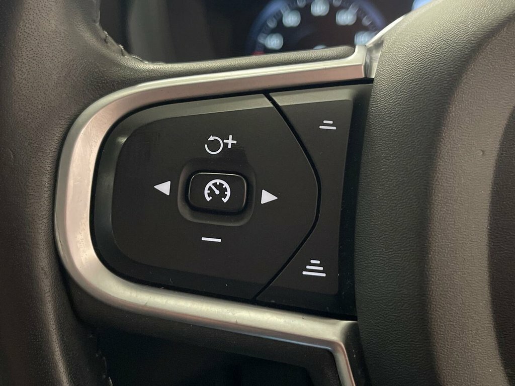 Volvo XC60 T5 Momentum Awd Grey #48