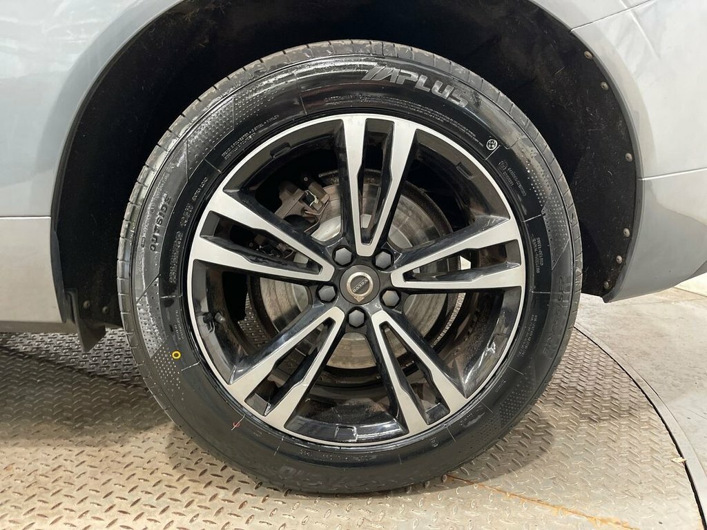 Volvo XC60 T5 Momentum Awd Grey #56