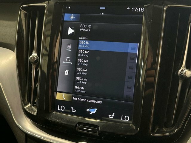 Volvo XC60 T5 Momentum Awd Grey #11