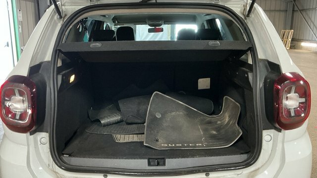 Dacia Duster Tce Essential White #12