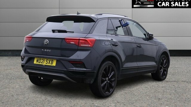 Volkswagen T-Roc 1.5 Tsi Evo Black Edition Suv Dsg Euro Black #2