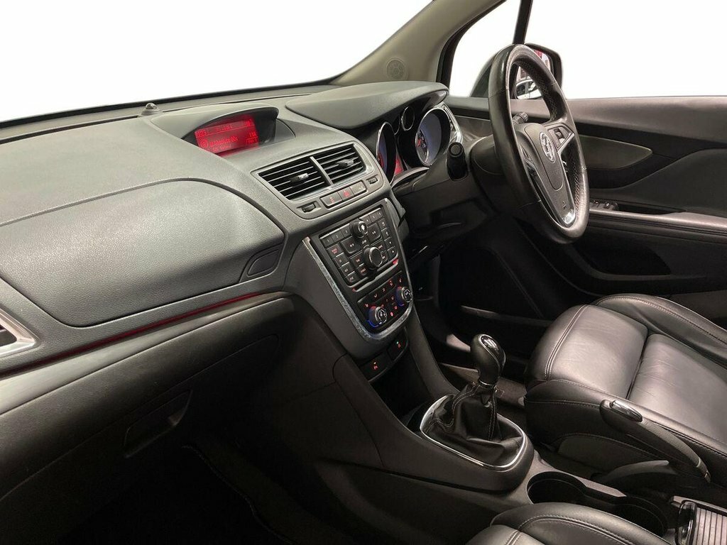 Vauxhall Mokka Se White #37