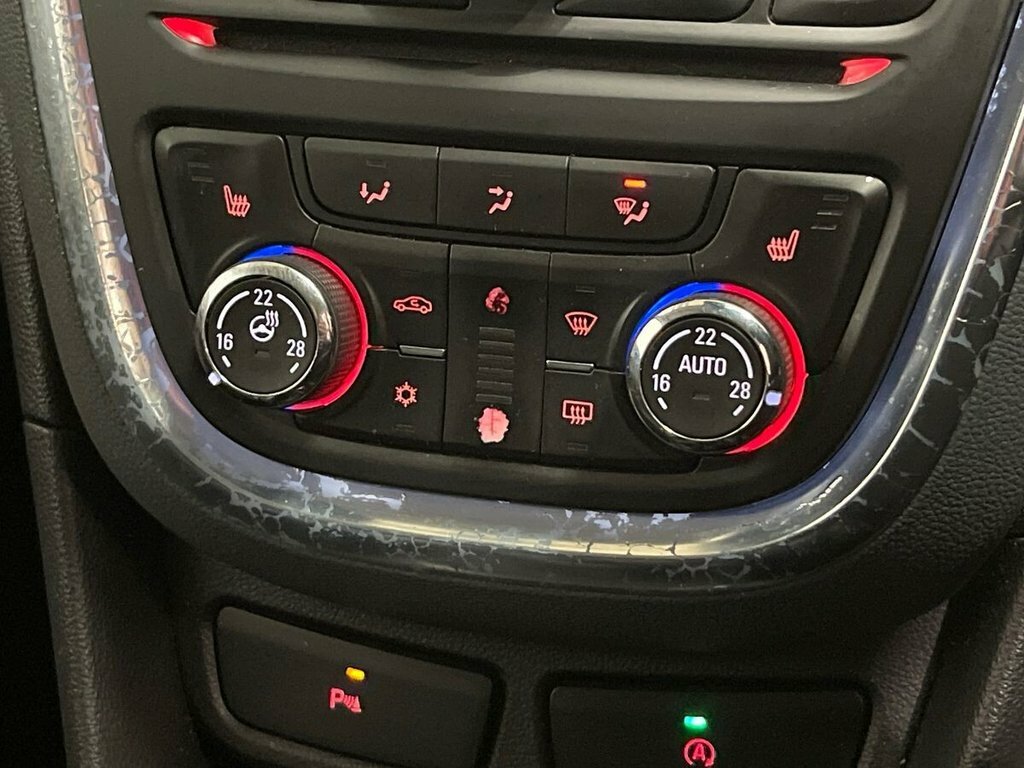 Vauxhall Mokka Se White #39