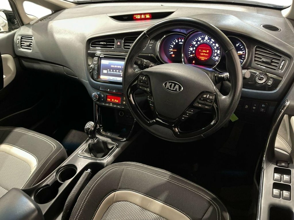 Kia Ceed Crdi 4 Sw Silver #35