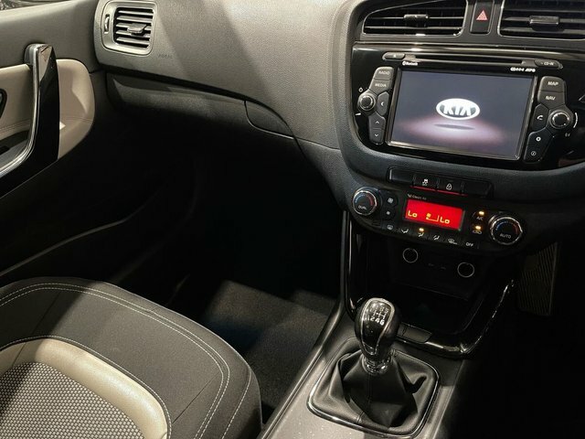 Kia Ceed Crdi 4 Sw Silver #14