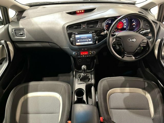 Kia Ceed Crdi 4 Sw Silver #10