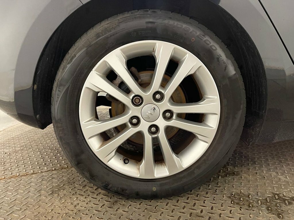 Kia Ceed Crdi 4 Sw Silver #51