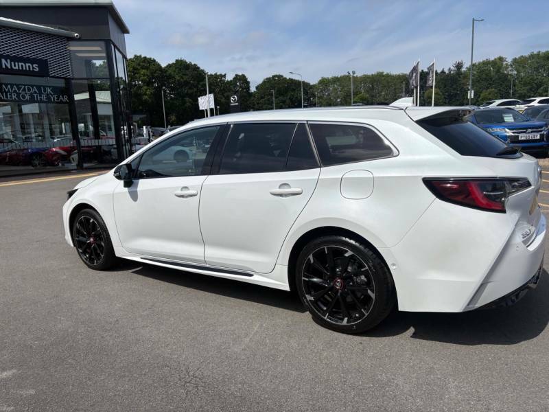 Toyota Corolla Excel White #7