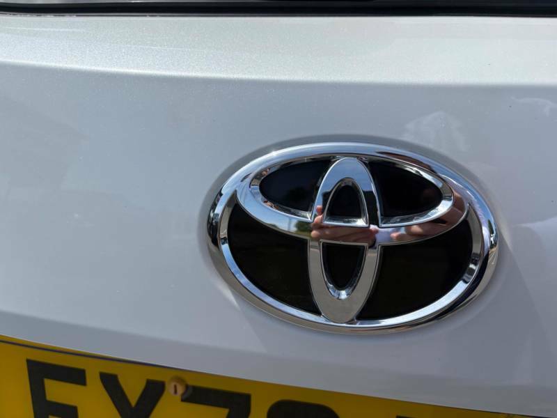 Toyota Corolla Excel White #37