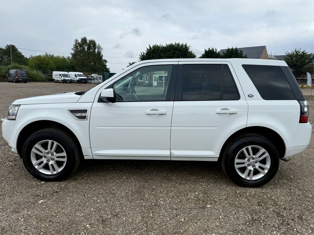 Land Rover Freelander 2 2.2 Td4 Xs White #4