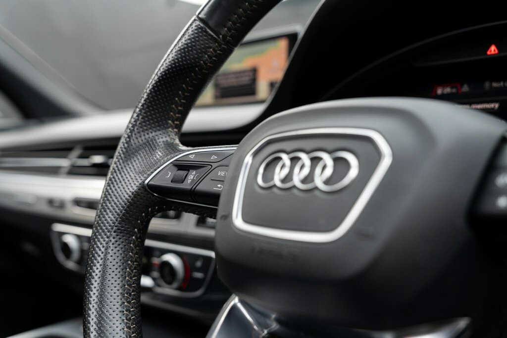 Audi Q7 Automatic Grey #38