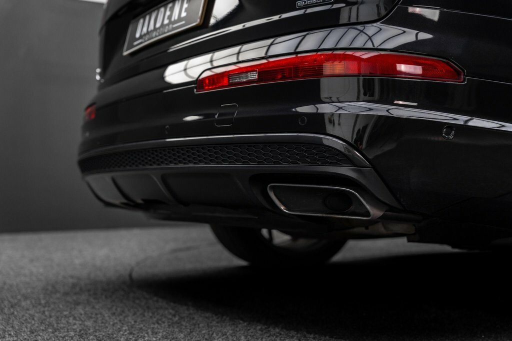 Audi Q7 Automatic Grey #45