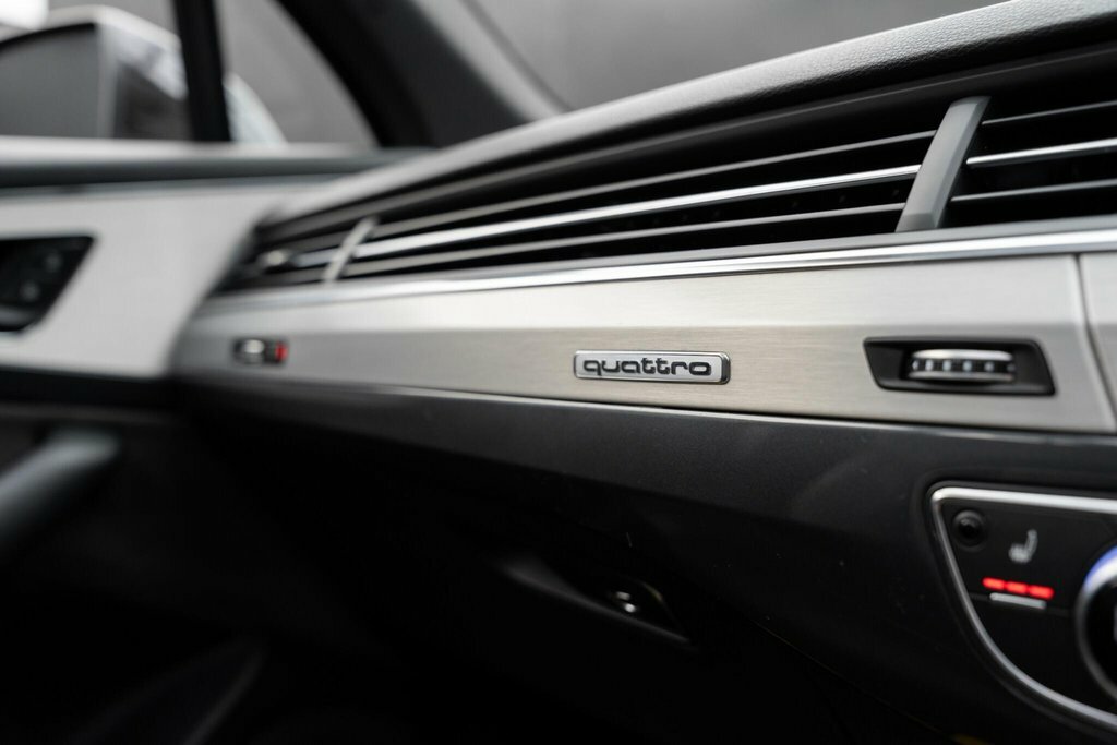 Audi Q7 Automatic Grey #42